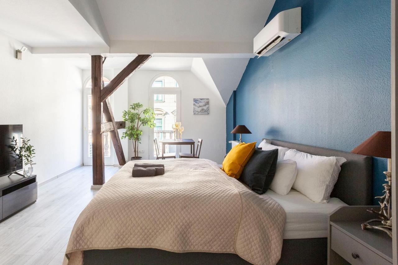 Rustic Central Studios By Lh Budapest Exterior photo